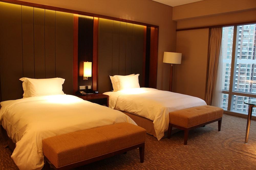 Hilton Nanjing Riverside Exterior foto